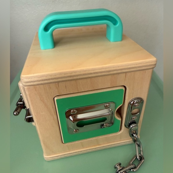 Lovevery Lock Box - Picture 4 of 5